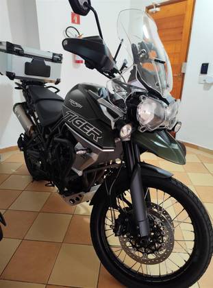 TRIUMPH TIGER 800 XCX TRIUMPH TIGER 800 XCX
